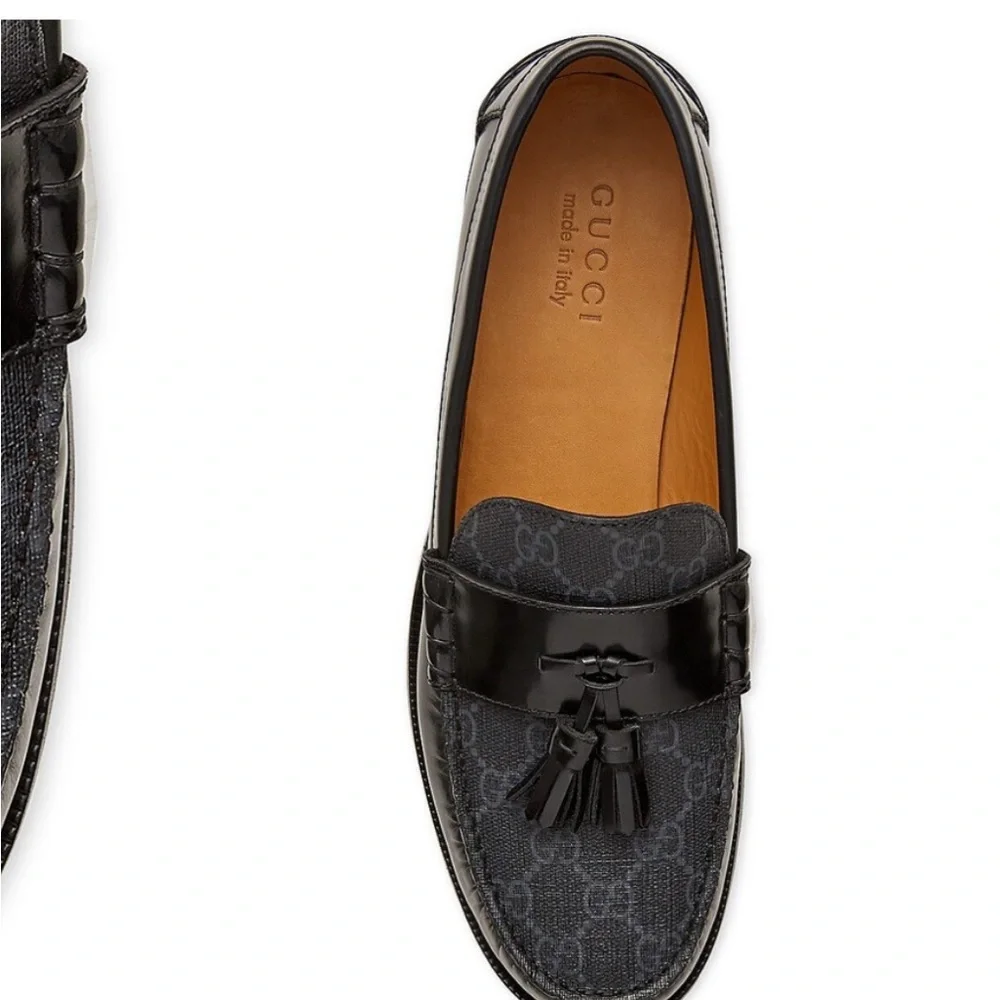 Gucci Logo Leather Loafers